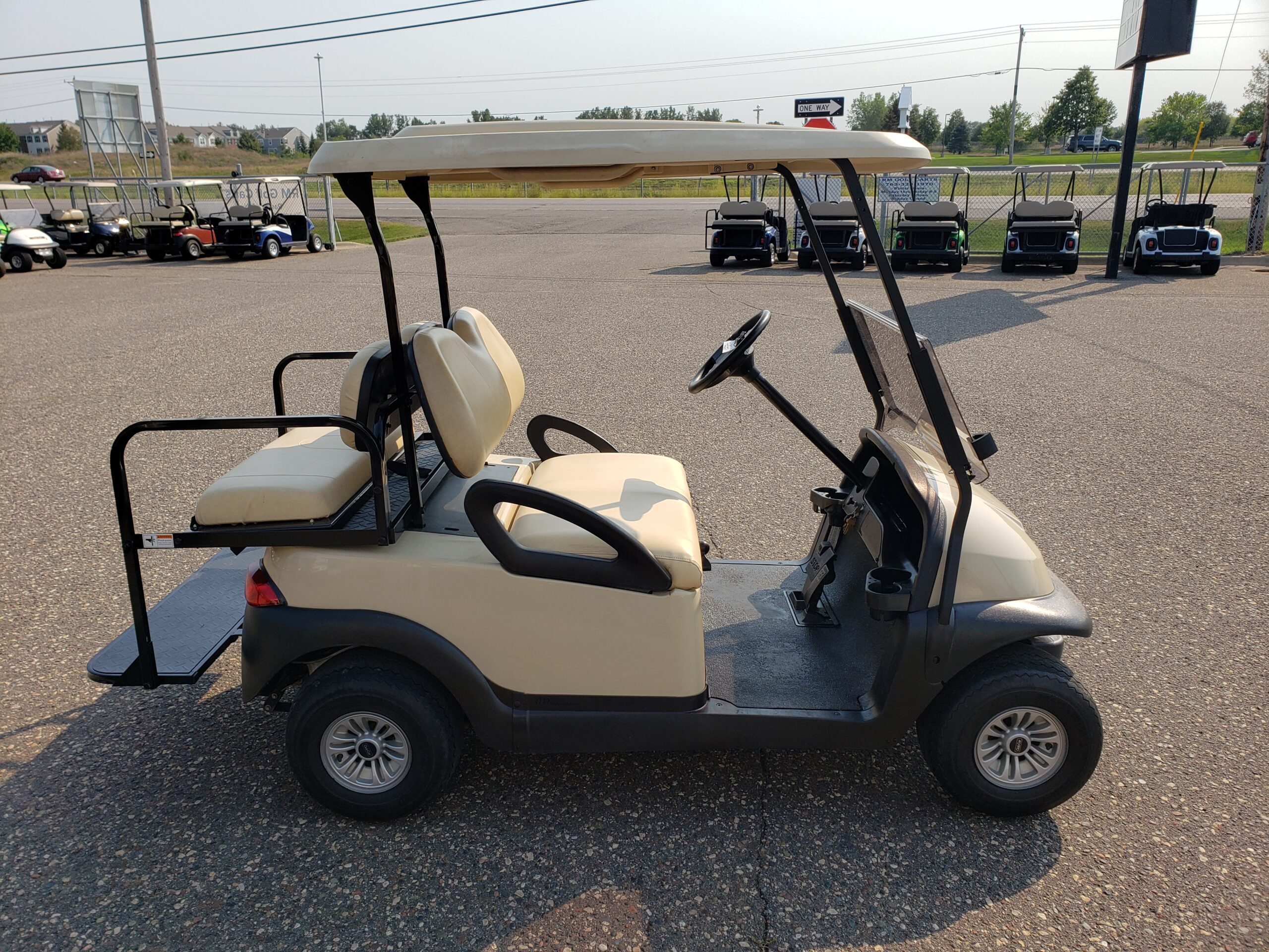 2017 Club Car Precedent