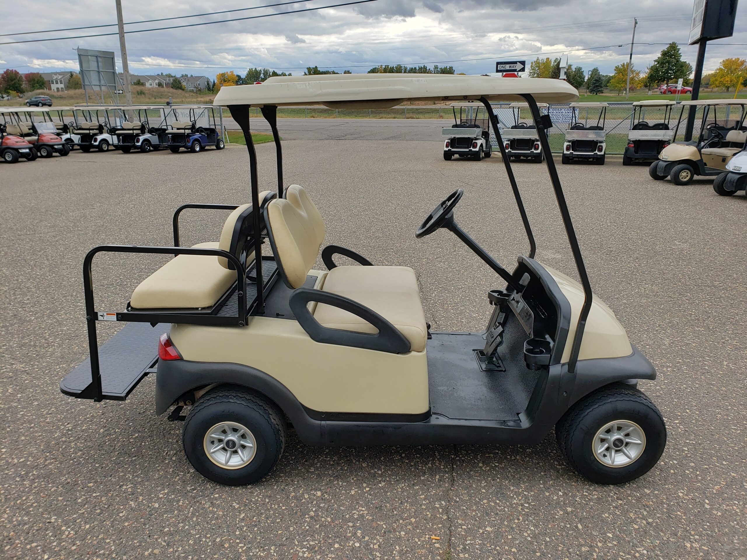 2011 Club Car Precedent