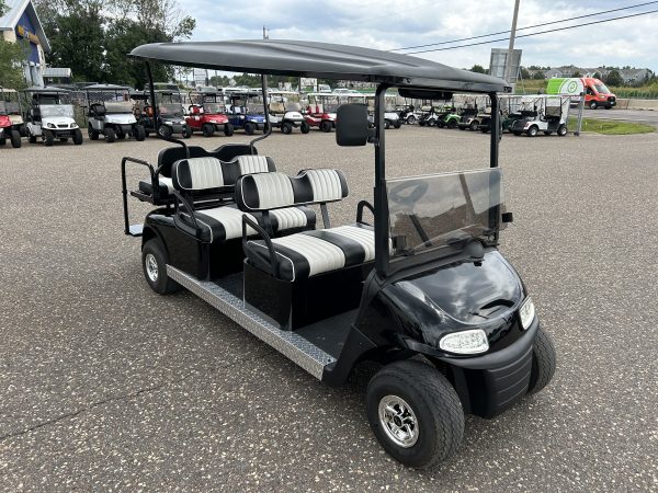 2018 EZ-GO RXV RM Limo - Image 3