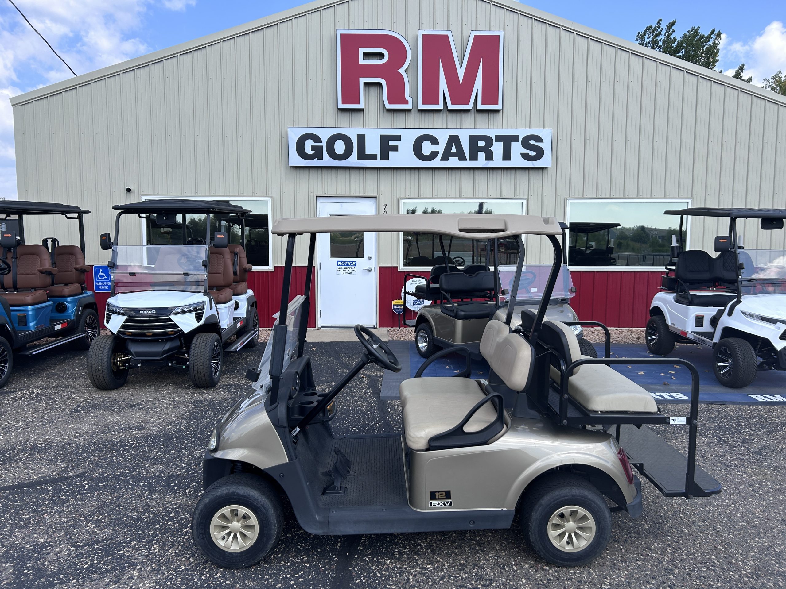 2019 EZGO RXV