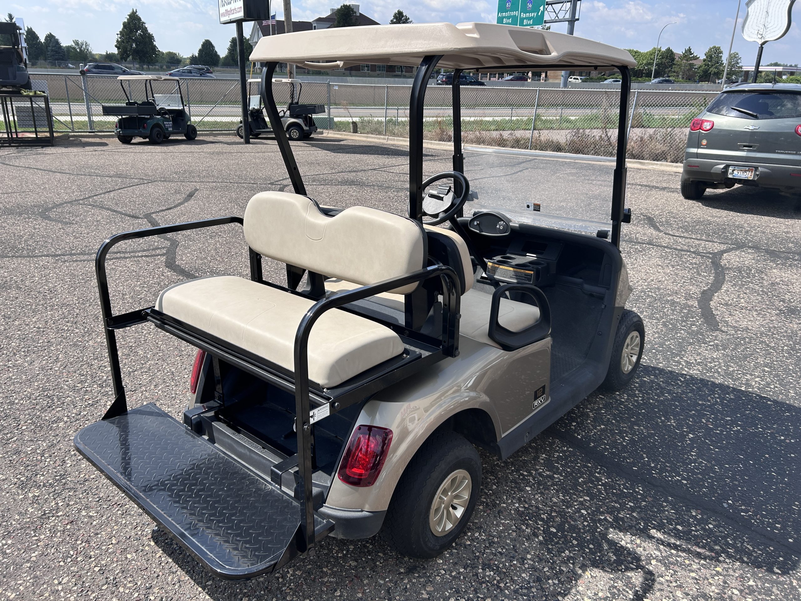 2019 EZGO RXV photo 5