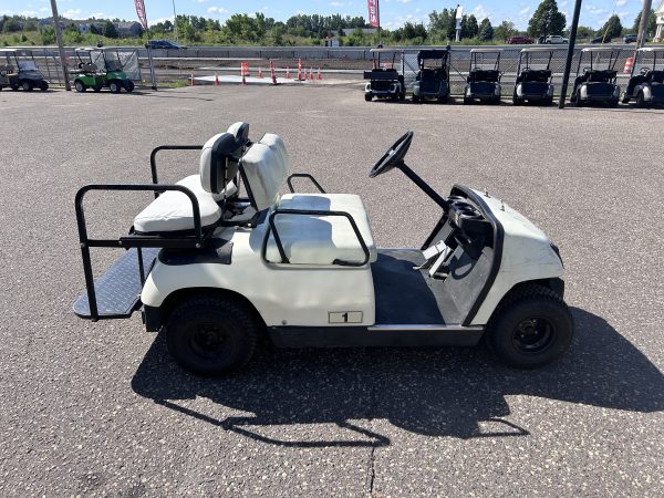 2002 Yamaha G16 - Image 4