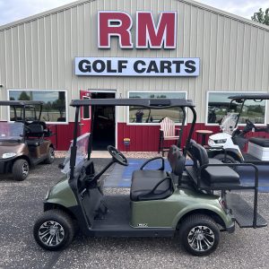 2017 EZ-GO RXV